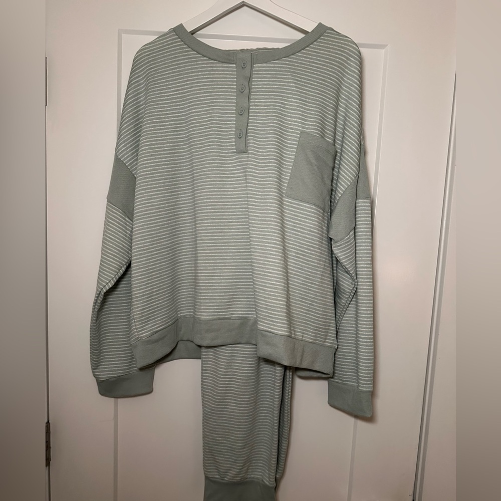 Splendid Women's 2pc Pajama Set, Green, Size XXL